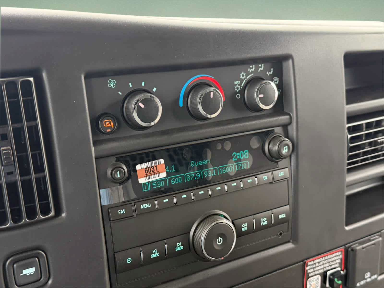 2026 Chevrolet Express Cargo WT