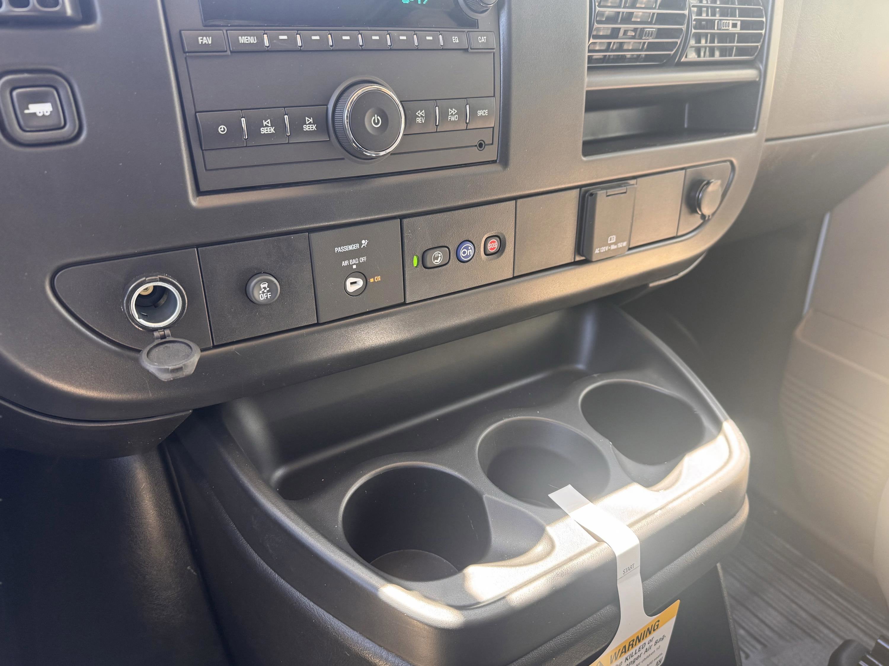 2026 Chevrolet Express Cargo 1WT