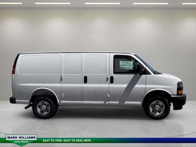 2026 Chevrolet Express Cargo 1WT