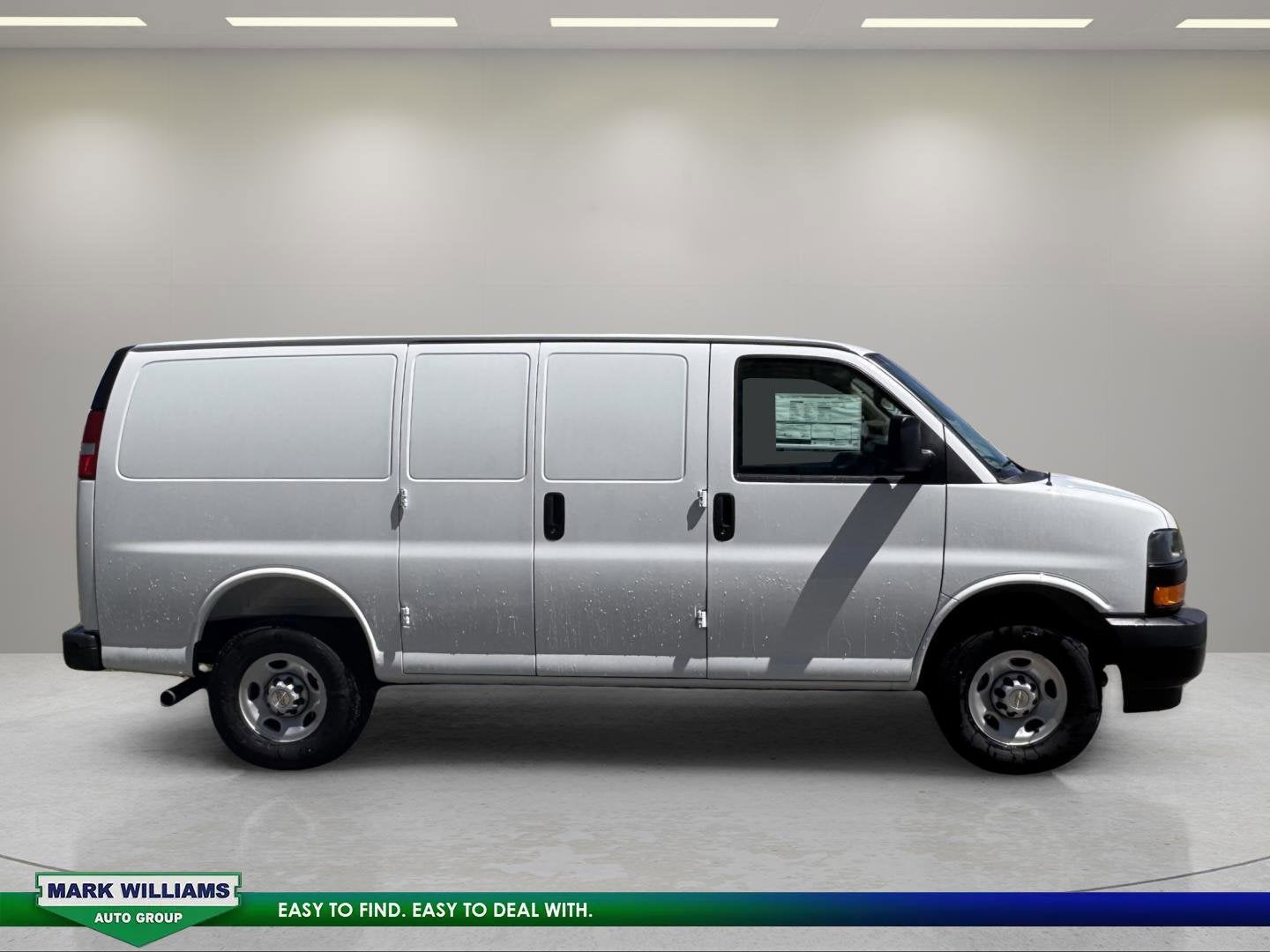 2026 Chevrolet Express Cargo 1WT