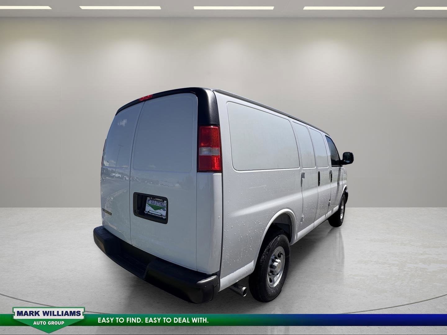 2026 Chevrolet Express Cargo 1WT