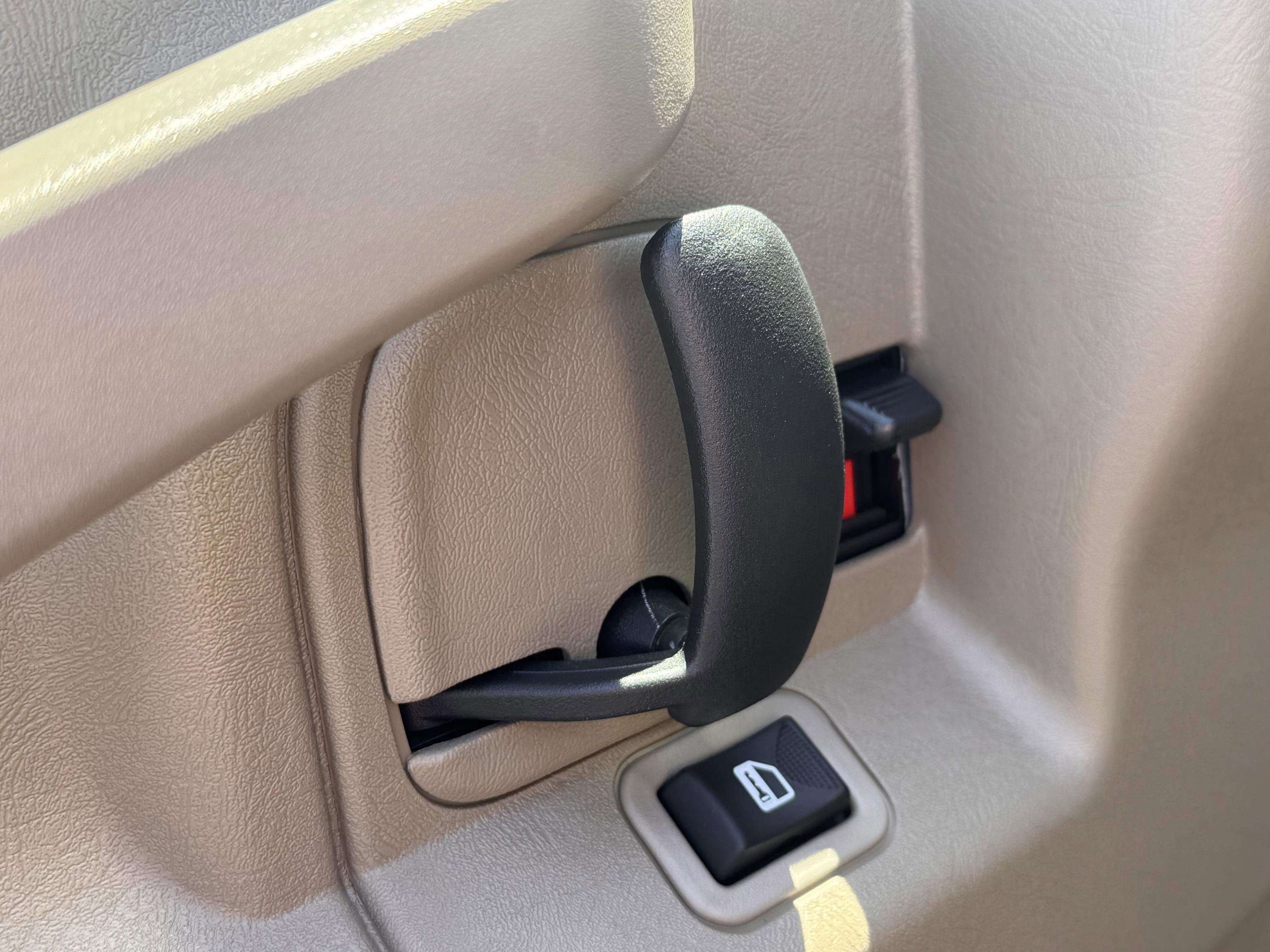 2026 Chevrolet Express Cargo 1WT