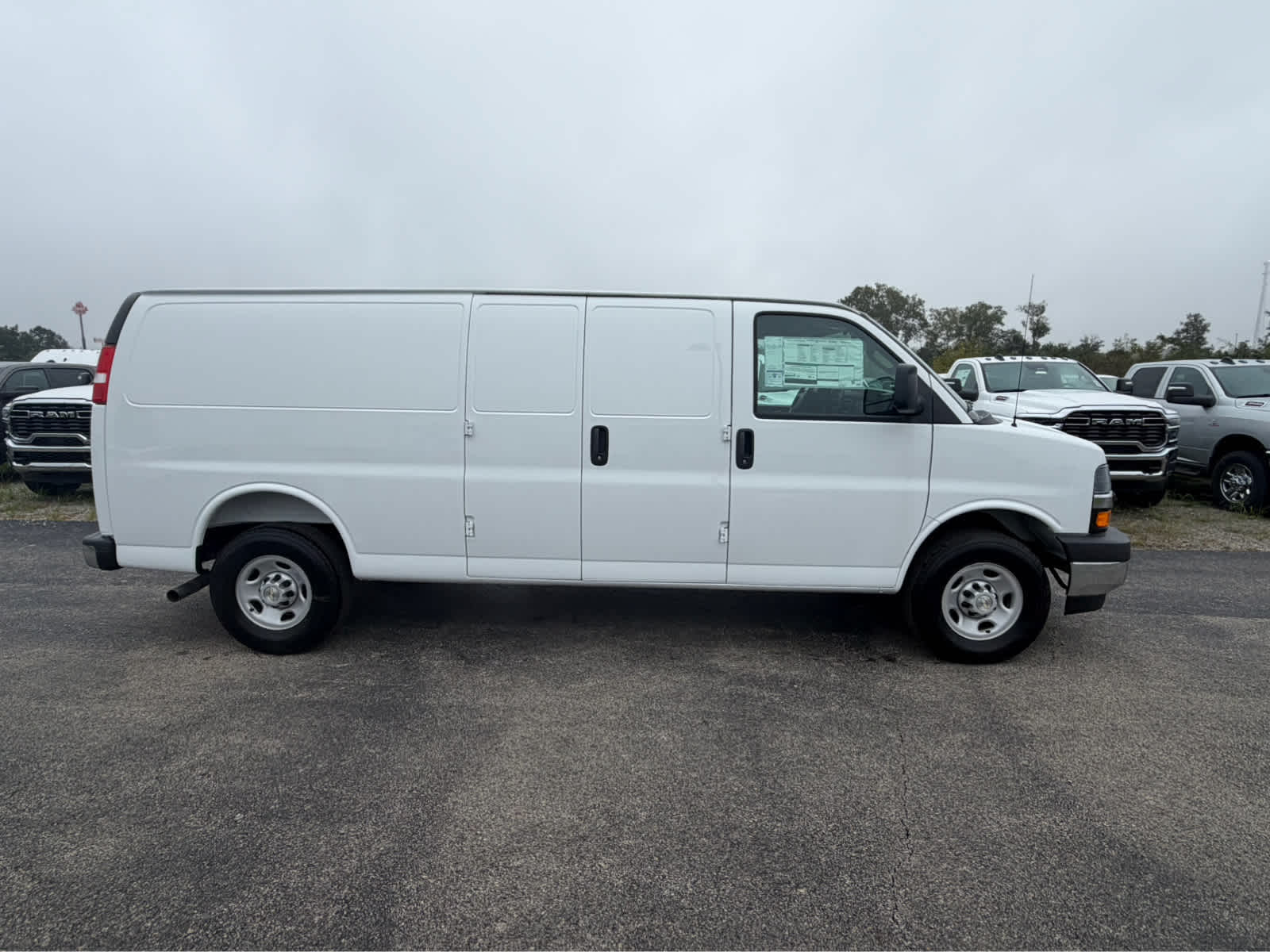 2026 Chevrolet Express Cargo WT