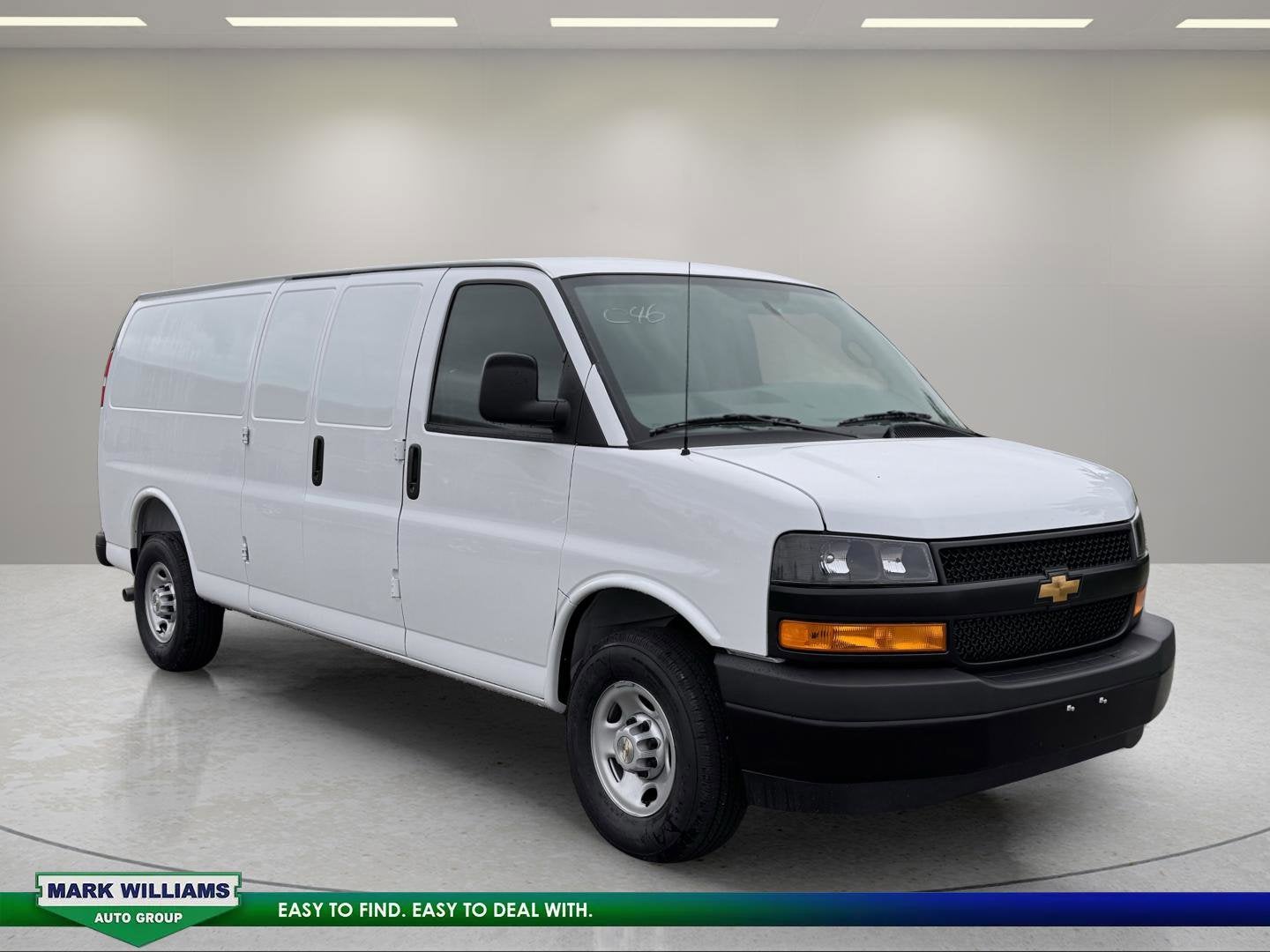 2026 Chevrolet Express 2500 Extended Work Van HD's photo
