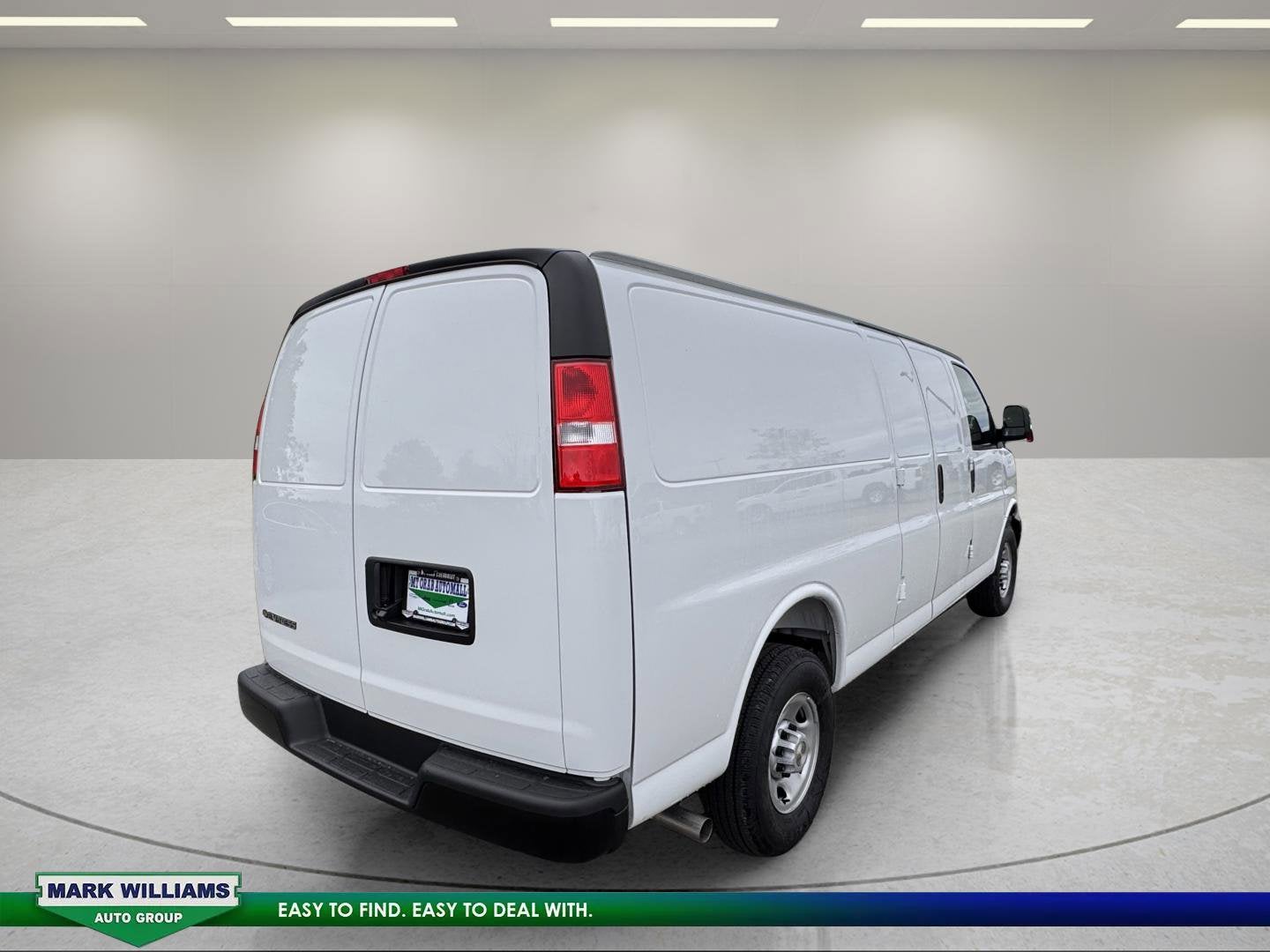 2026 Chevrolet Express Cargo WT