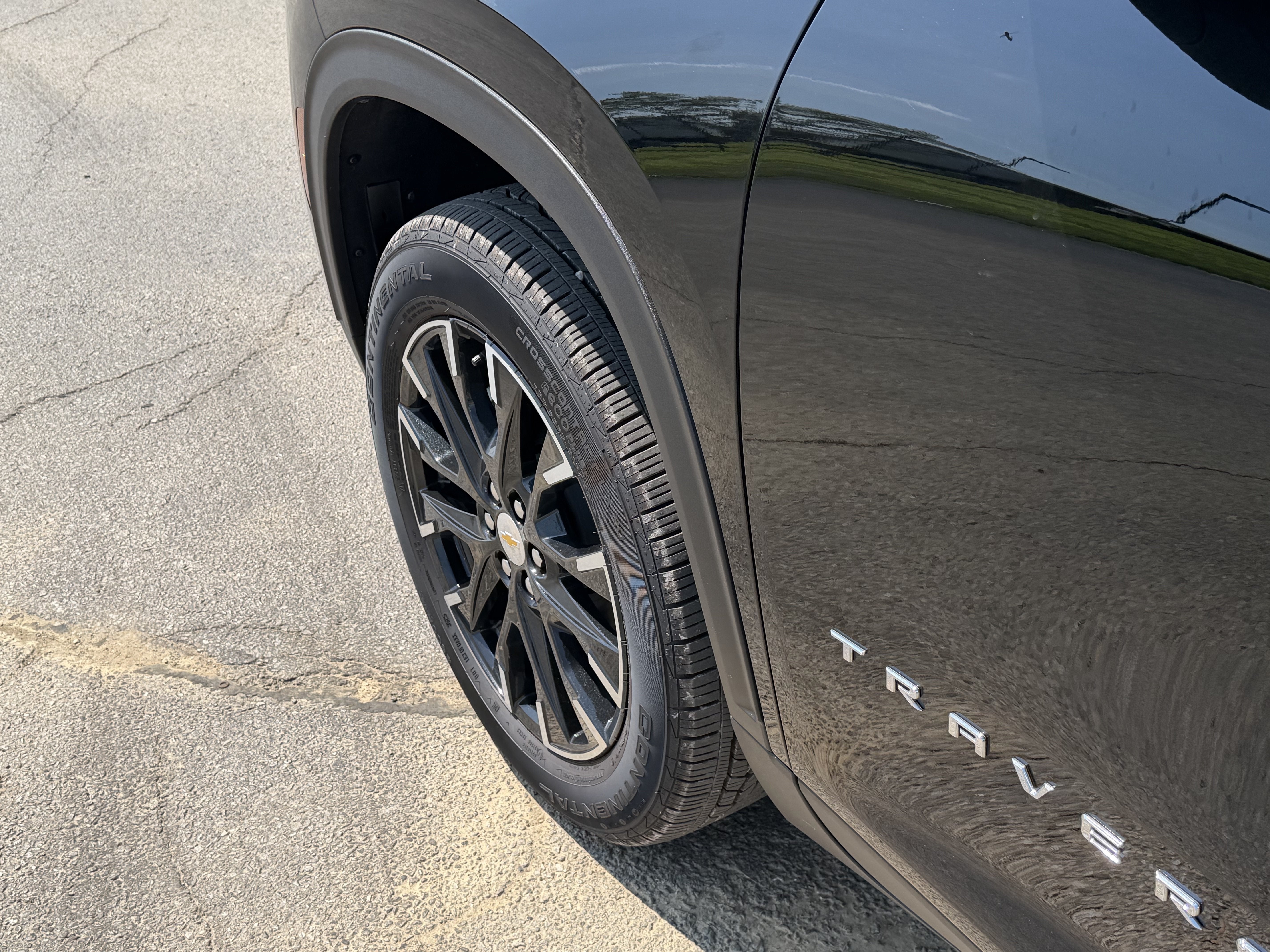 2026 Chevrolet Traverse LT - Photo 7