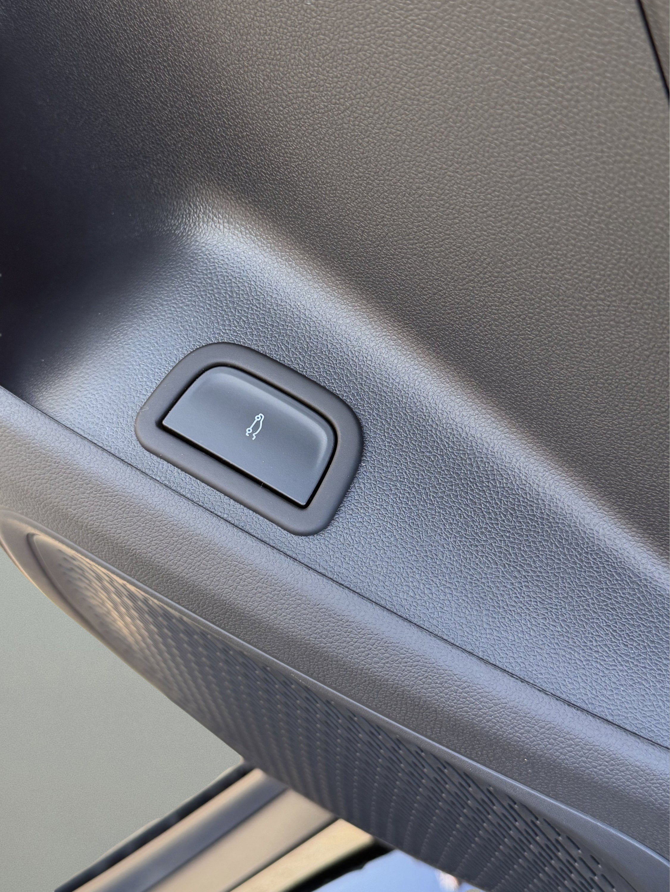 2026 Chevrolet Traverse LT - Photo 9